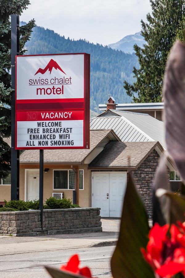 Swiss Chalet Motel Revelstoke Exteriör bild